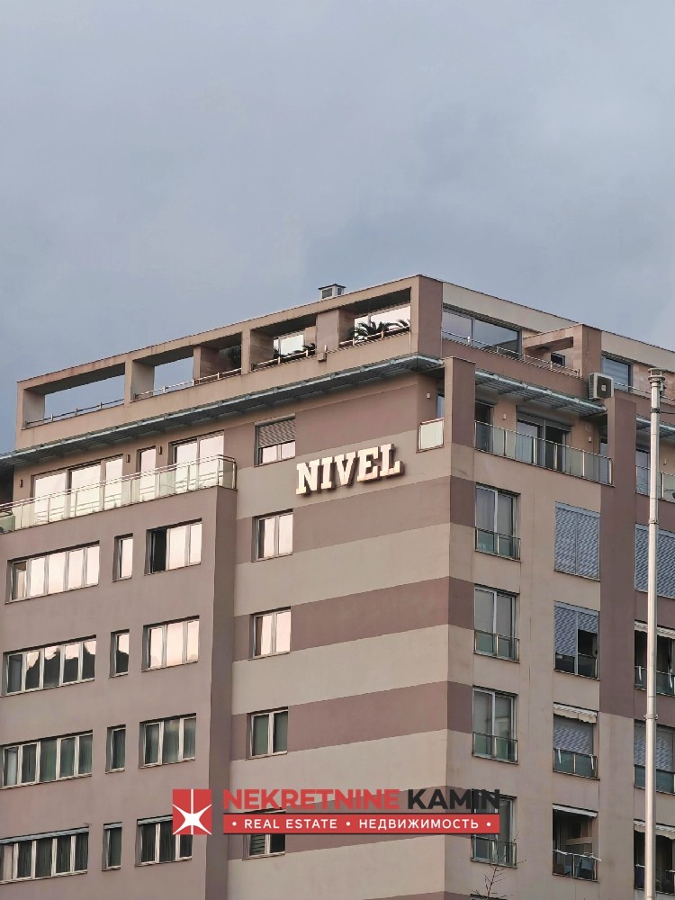 Dvosoban stan u super kvalitetnoj zgradi, Budva